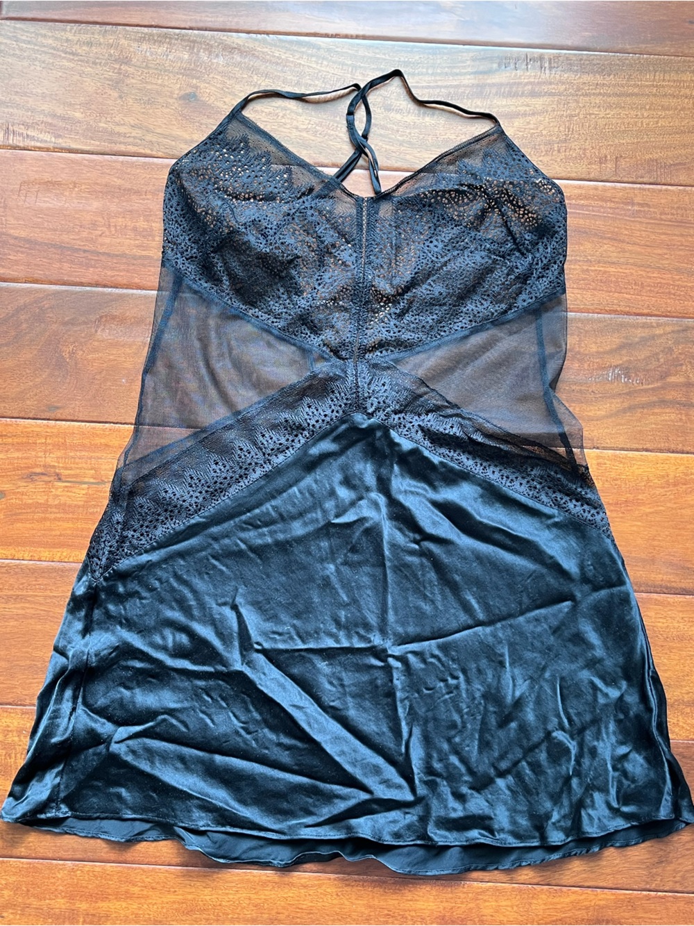 Black Lace-Triangle silk chemise